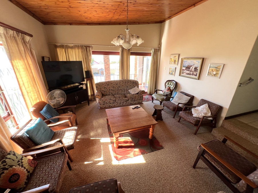 5 Bedroom Property for Sale in Ferreira Town Eastern Cape